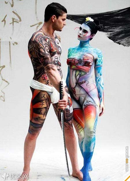 国外最新人体彩绘  女人肉体上的浓墨重彩  艺术